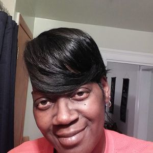 Meet your Posher, Beverly